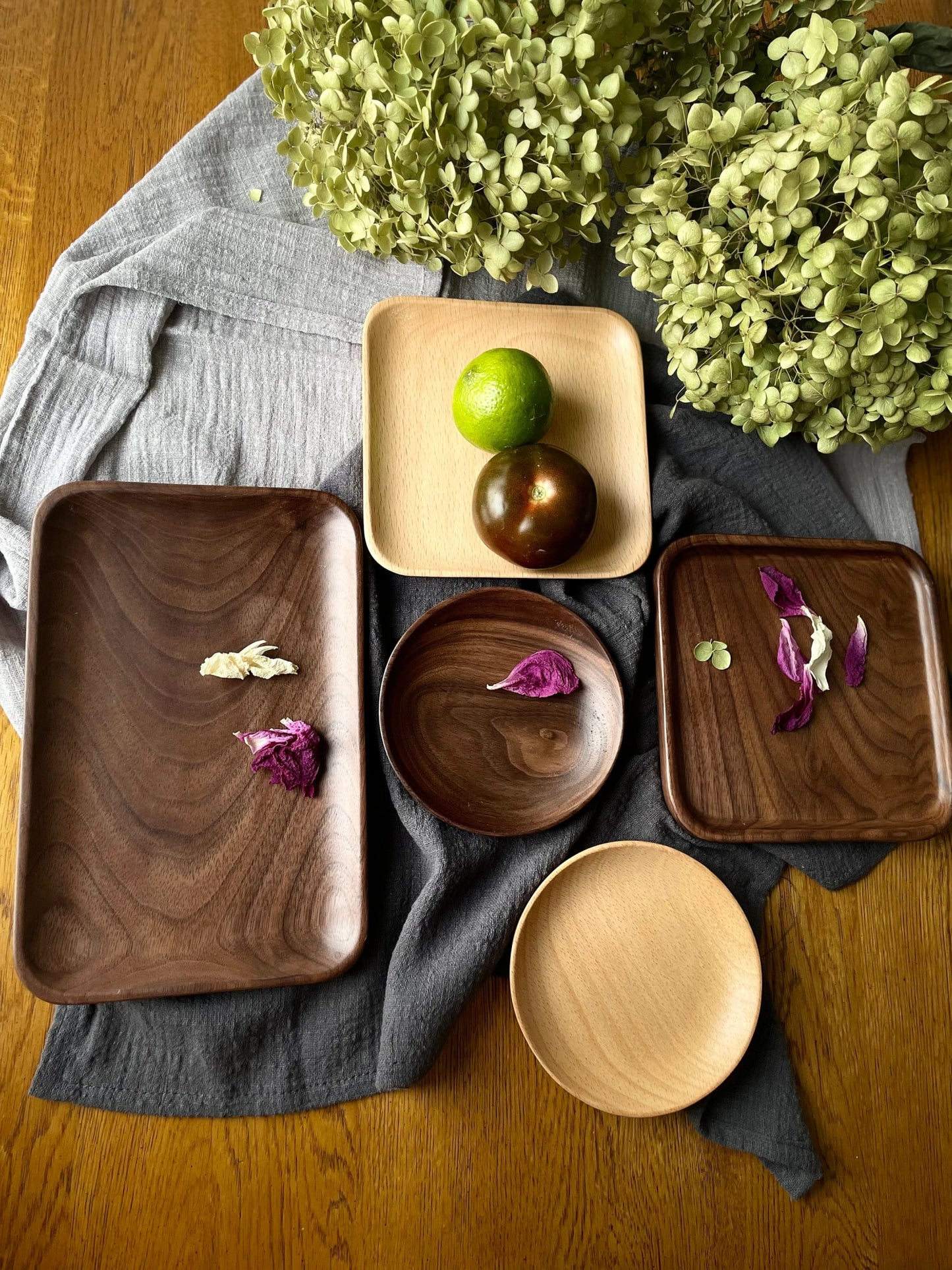 Beech & Walnut Wood Dining Plates – Minimalist Japanese Style Tableware, Round, Square & Rectangular - Simplidecor