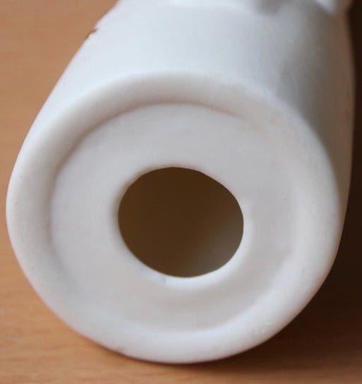 Handcrafted Ceramic Santa Trio: Minimalist Elegance in White and Gold, Nordic - inspired Christmas Decor for Scene Setting and Thoughtful Holiday Gifting - Simplidecor