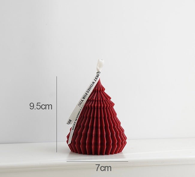 Handcrafted Christmas Tree Candles – Red Cedar wood, Green Forest Moss, and White English Bluebell Scents. Elegant for a Merry Christmas Atmosphere. Holiday Gift Choice! - Simplidecor