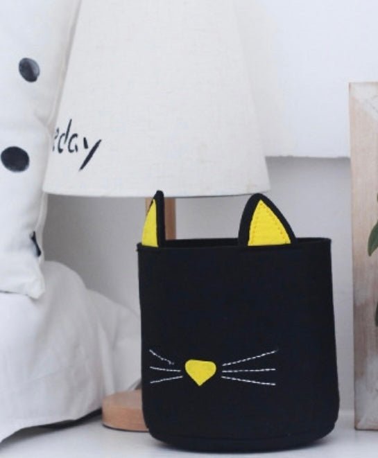 Adorable Cartoon Felt Storage Baskets: Black Cat and Beige Dog Designs in Two Sizes. Stylish and Functional Home Organization for Living Rooms, Bedrooms, Canada. - Simplidecor