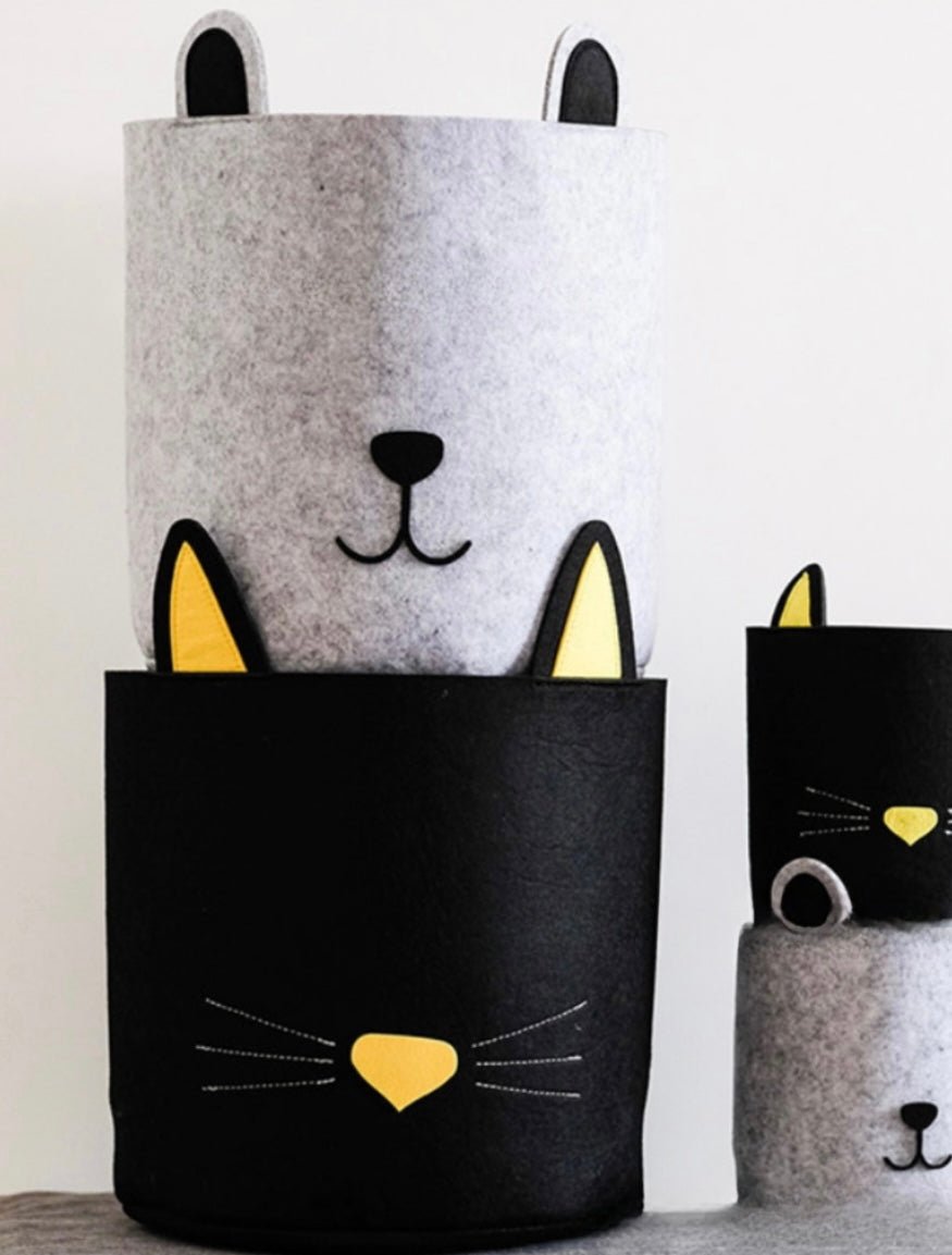 Adorable Cartoon Felt Storage Baskets: Black Cat and Beige Dog Designs in Two Sizes. Stylish and Functional Home Organization for Living Rooms, Bedrooms, Canada. - Simplidecor