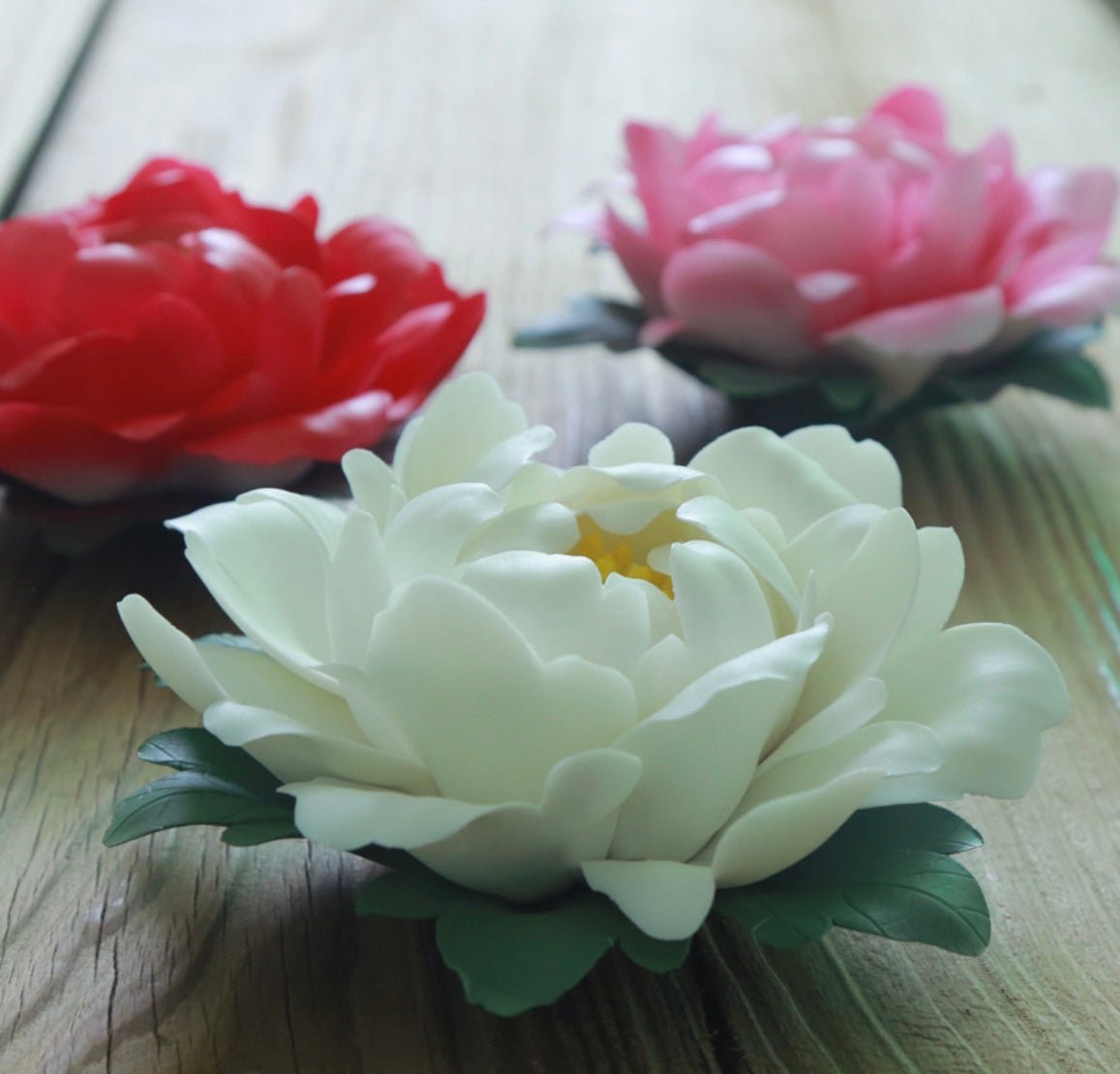 Blooming Tranquility: Handcrafted Ceramic Peony Flower Incense Holder – A Beautiful Home Accent for Yoga, Meditation, and Thoughtful Gifting - Simplidecor