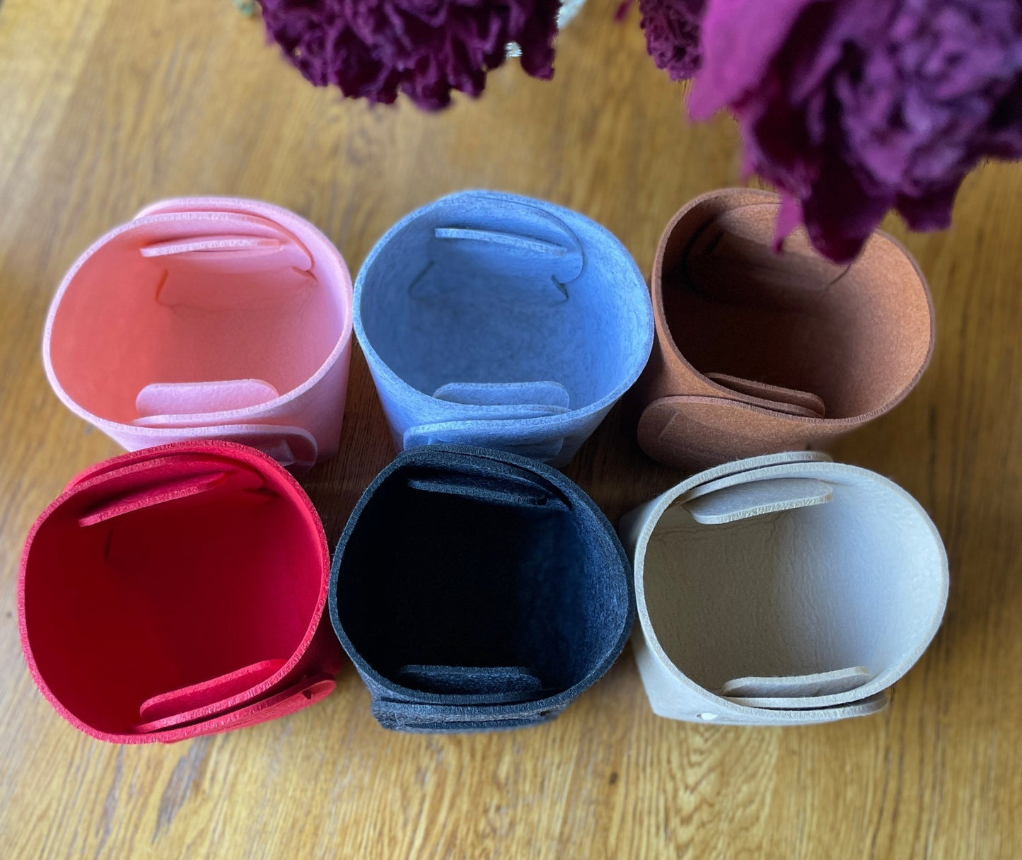 Chic and Minimal: Personalized Small Felt Storage Bin – A Stylish and Versatile Organizer for Home and Office (101010cm) - Simplidecor