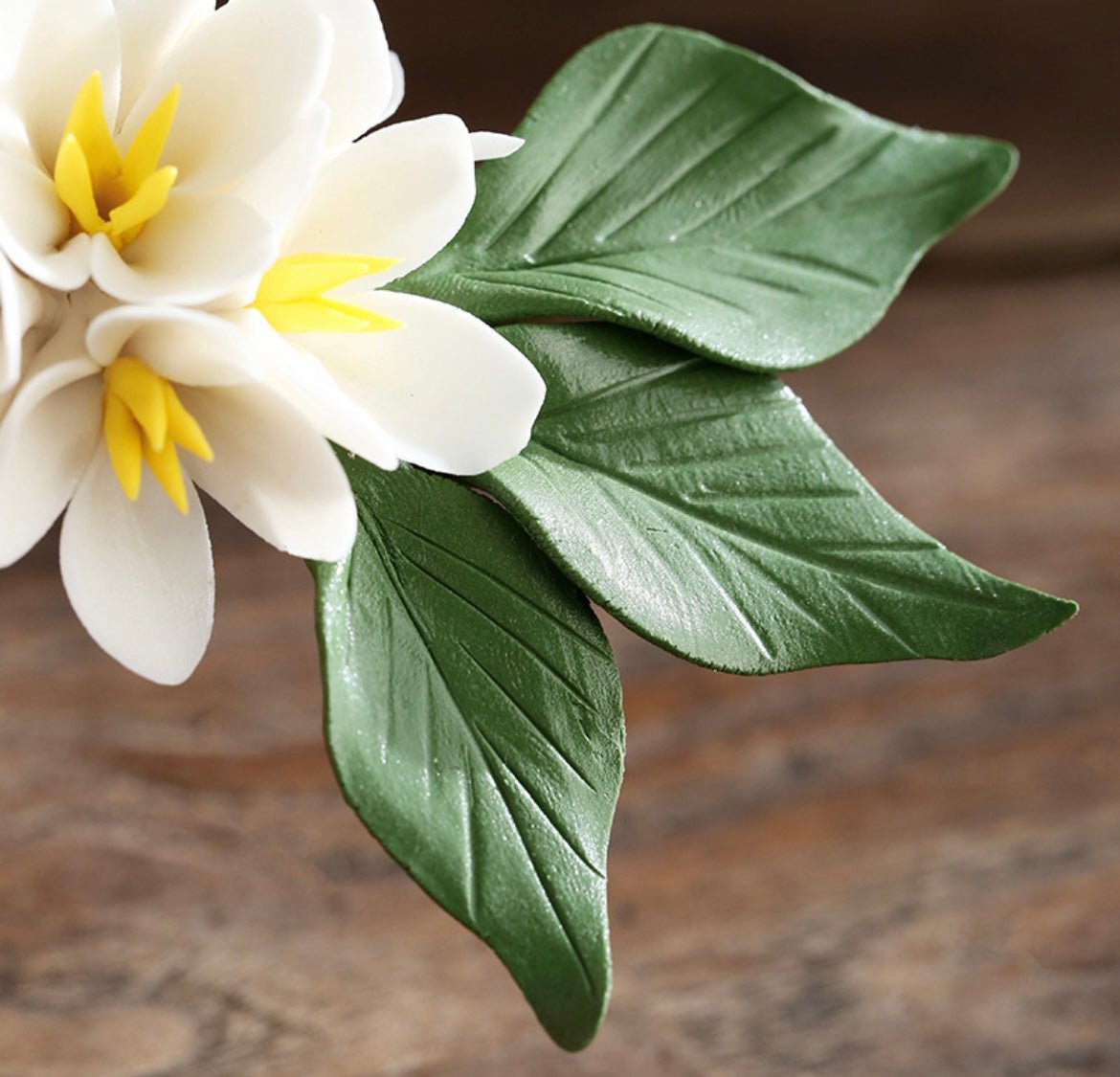 Elegance in Aroma: Handcrafted Ceramic Incense Holders with Plum Blossom and Osmanthus Branches – Perfect for Tranquil Homes and Thoughtful Gifts - Simplidecor