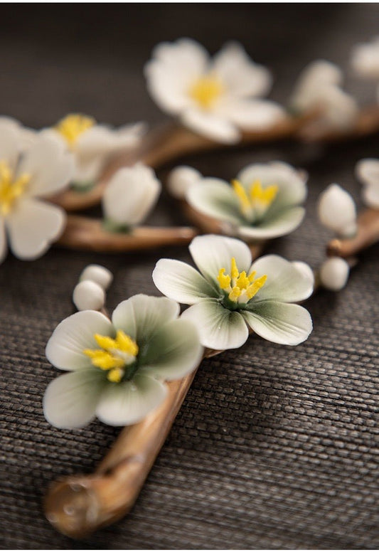 Elegance in Aroma: Handcrafted Ceramic Incense Holders with Plum Blossom and Osmanthus Branches – Perfect for Tranquil Homes and Thoughtful Gifts - Simplidecor