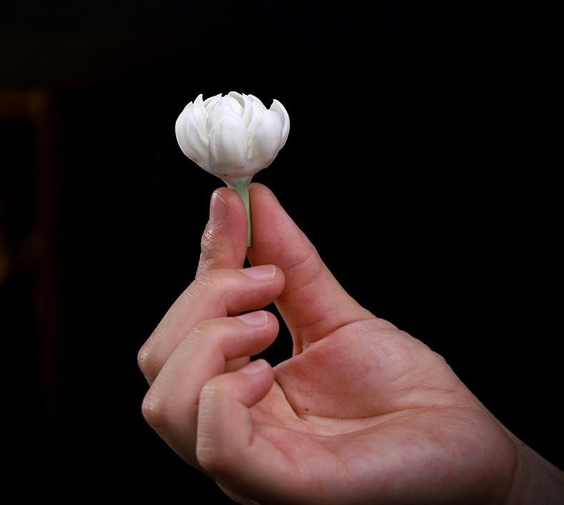 Elegance in Bloom: Handcrafted Ceramic Incense Holders with White Magnolia and Jasmine – Petite Treasures for Tranquil Spaces and Thoughtful Gifts - Simplidecor