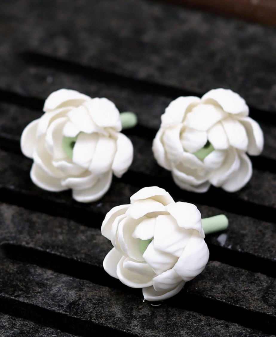 Elegance in Bloom: Handcrafted Ceramic Incense Holders with White Magnolia and Jasmine – Petite Treasures for Tranquil Spaces and Thoughtful Gifts - Simplidecor