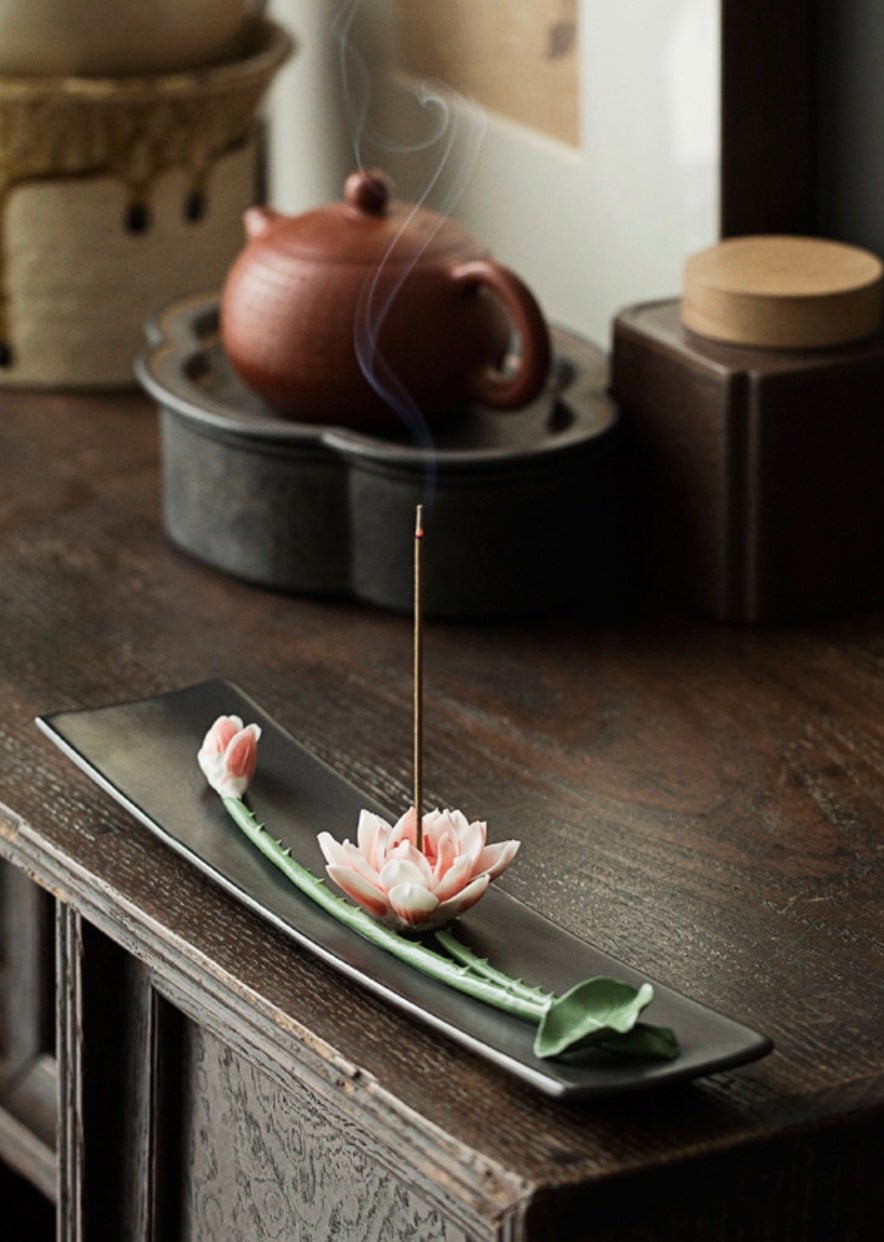 Elegance in Bloom: Handcrafted Ceramic Incense Tray with White Narcissus, Pink Peony, or Red Plum Blossom – Perfect Home Accent and Thoughtful Gift for Yoga Enthusiasts - Simplidecor