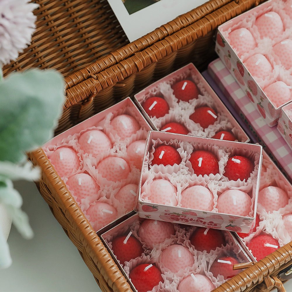 Elevate Celebrations with Strawberry - Shaped Candles: Fragrant Delight for Birthdays, Holidays, Weddings. Choose Red or Pink for a Whimsical Atmosphere! - Simplidecor