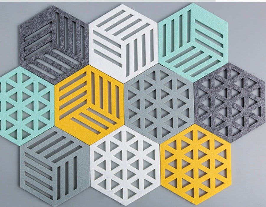 Elevate Everyday Dining with our Stylish Felt Coasters and Pot Holders Set: Mordant Hues, Chic Cut - Out Patterns. Practical and Decorative Delights for Your Dining Experience! - Simplidecor