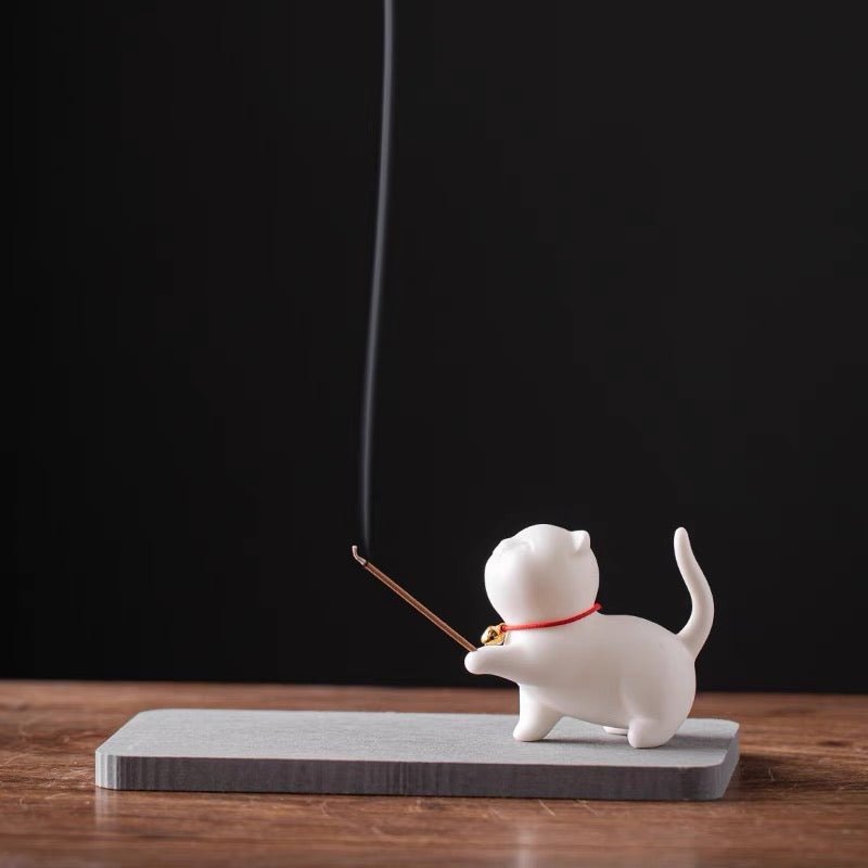 Elevate Your Space with Tranquility: White Jade Handcrafted Ceramic Cat Incense Holder – Ideal for Home and Study Décor, a Perfect Gift - Simplidecor