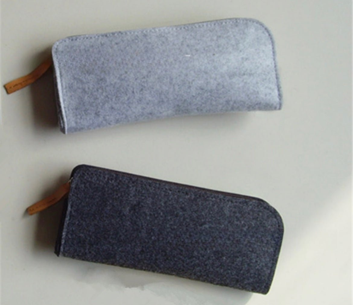 Elevate Your Workspace with Stylish Felt Pencil Cases: Diverse Flat and Round Designs for Effortless and Organized Stationery Storage. Simplify Your Desk with Minimalist Practicality - Simplidecor