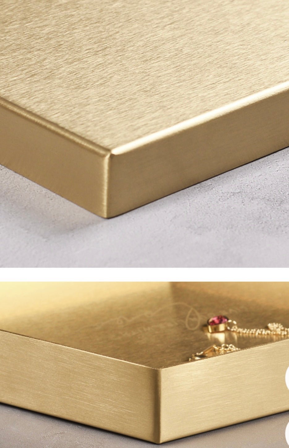 Golden Stainless Steel Tray: Elevate home decor with style. Ideal for serving essentials, showcasing jewelry, and festive decorations. Perfect for new home gifts or special occasions. - Simplidecor