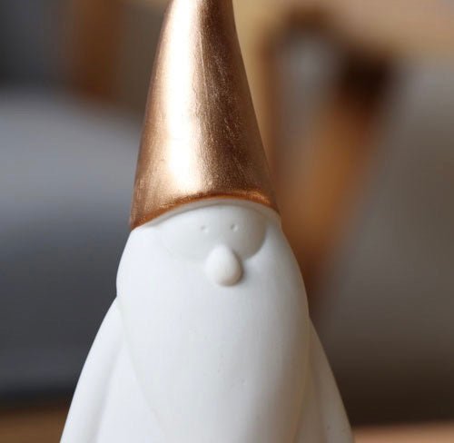 Handcrafted Ceramic Santa Trio: Minimalist Elegance in White and Gold, Nordic - inspired Christmas Decor for Scene Setting and Thoughtful Holiday Gifting - Simplidecor