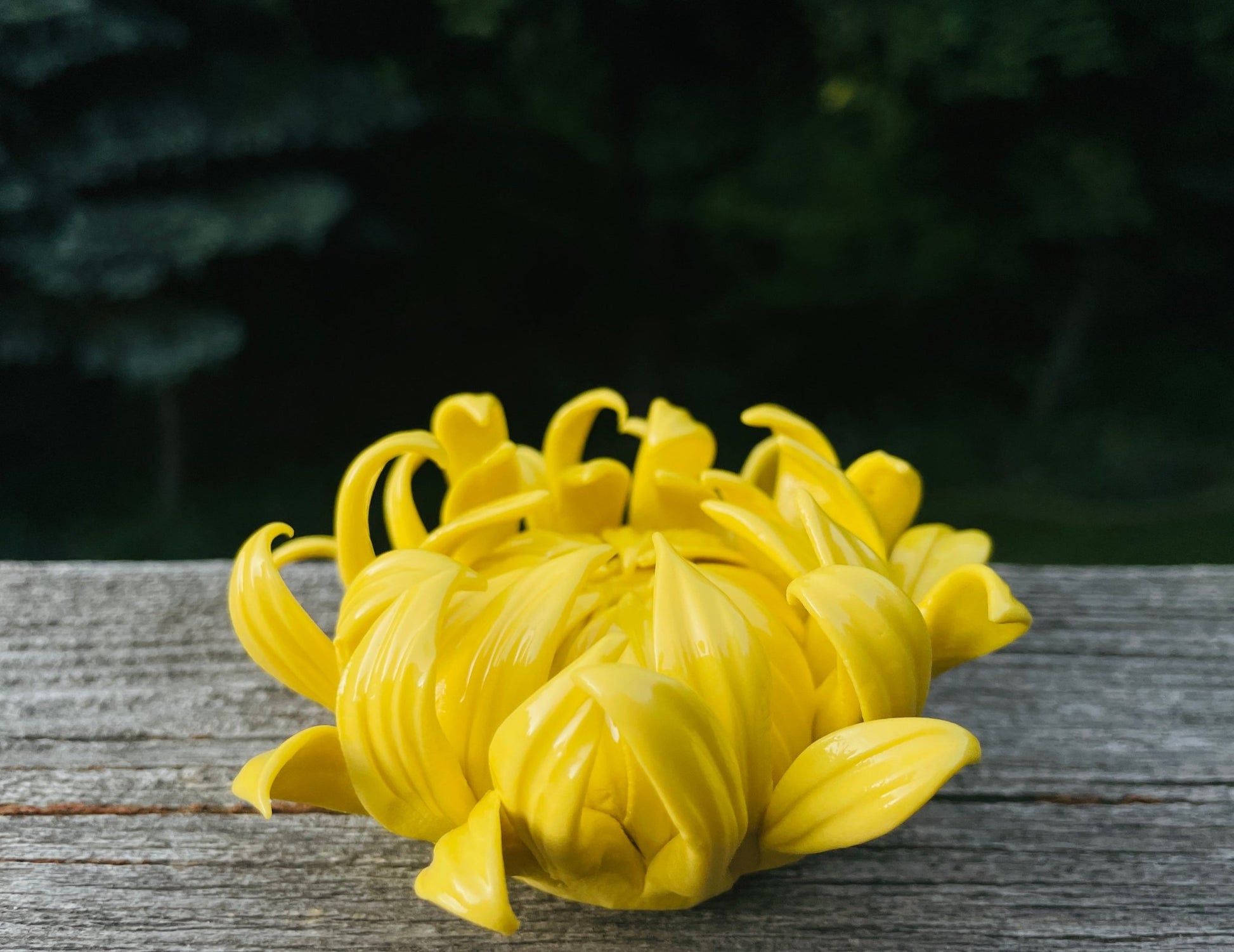 Handcrafted Elegance: Ceramic Chrysanthemum and Lotus Incense Holder – A Tranquil Touch for Stylish Home Decor and Unique Gift Selection - Simplidecor