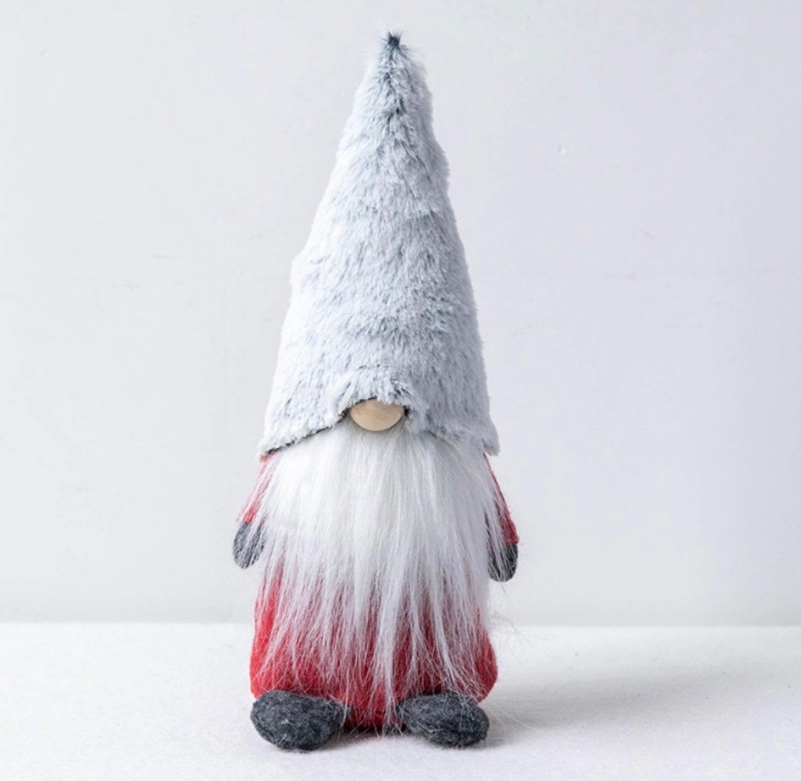 Handcrafted Gnome Series: Nordic Style Varieties for Ideal Christmas Gifts and Festive Scene Decor - Simplidecor