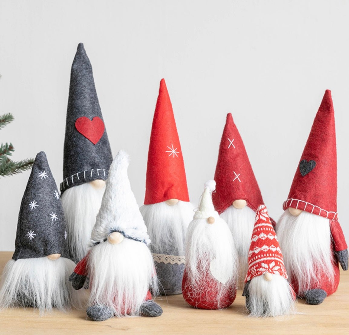 Handcrafted Gnome Series: Nordic Style Varieties for Ideal Christmas Gifts and Festive Scene Decor - Simplidecor
