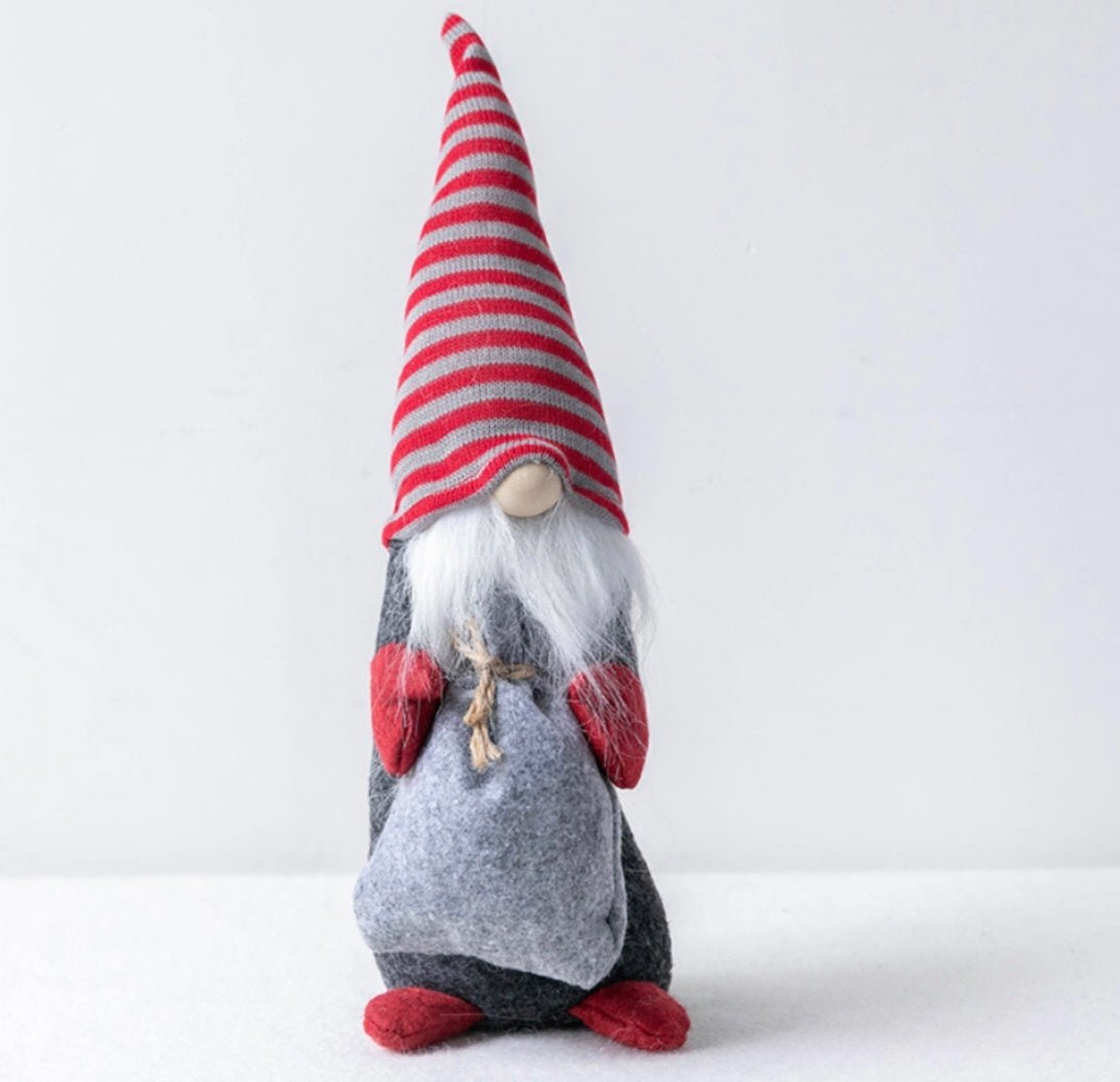Handcrafted Gnome Series: Nordic Style Varieties for Ideal Christmas Gifts and Festive Scene Decor - Simplidecor