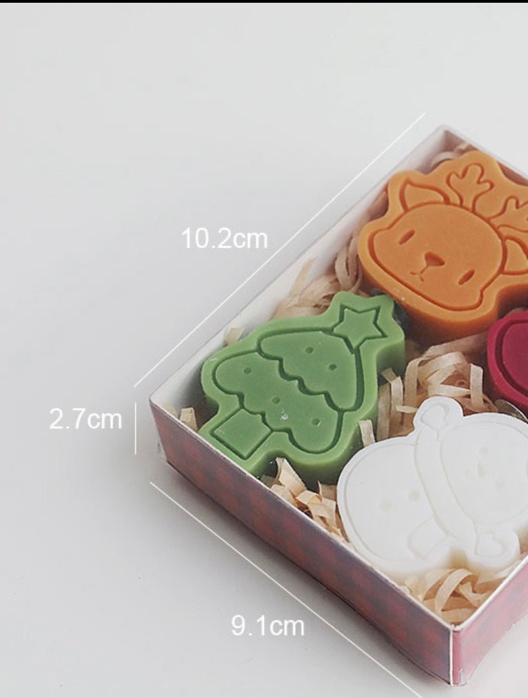 Handmade Christmas Candle Set: Adorable Festive Shapes, Perfect for Creating Holiday Atmosphere. Ideal Surprise Gifts for Children! - Simplidecor