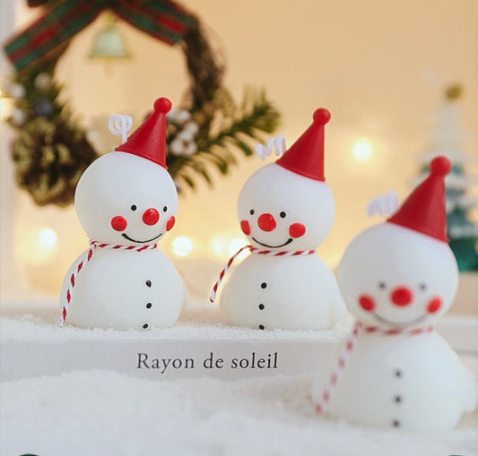 Handmade Christmas Candles: Adorable Snowman, White Reindeer, and Red - Nosed Reindeer Designs for Festive Joy and Perfect Holiday Gifting! - Simplidecor