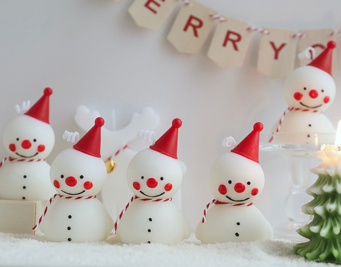 Handmade Christmas Candles: Adorable Snowman, White Reindeer, and Red - Nosed Reindeer Designs for Festive Joy and Perfect Holiday Gifting! - Simplidecor