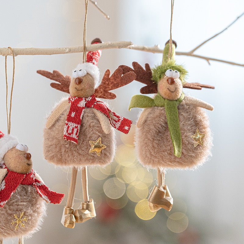 Handmade Christmas Reindeer Ornament: Cheerful Plush Decor with Golden Boots, Whimsical Design for Festive Joy. Ideal Holiday Gift for Children, Carefully Crafted to Bring Happiness. - Simplidecor
