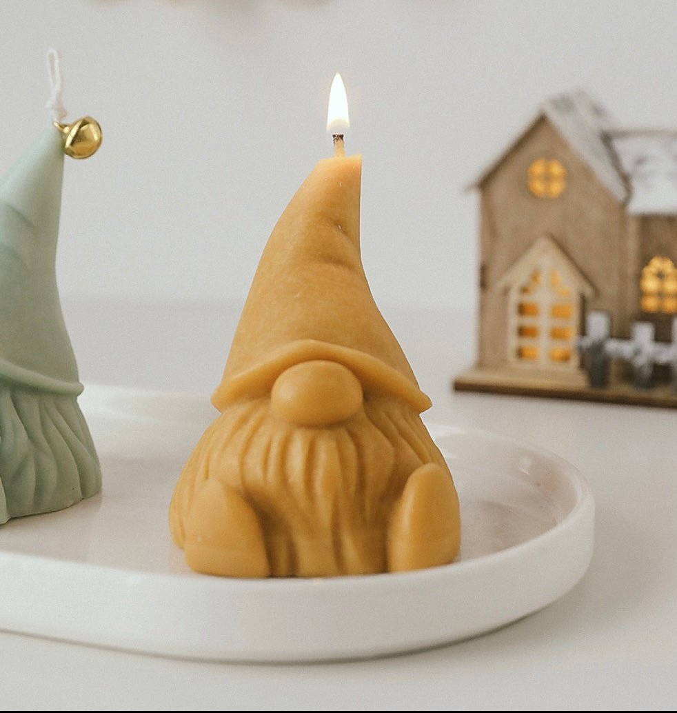 Handmade Gnome Candles in Various Colors and Scents - Ideal for Festive Christmas decor and Gift ForKids! - Simplidecor