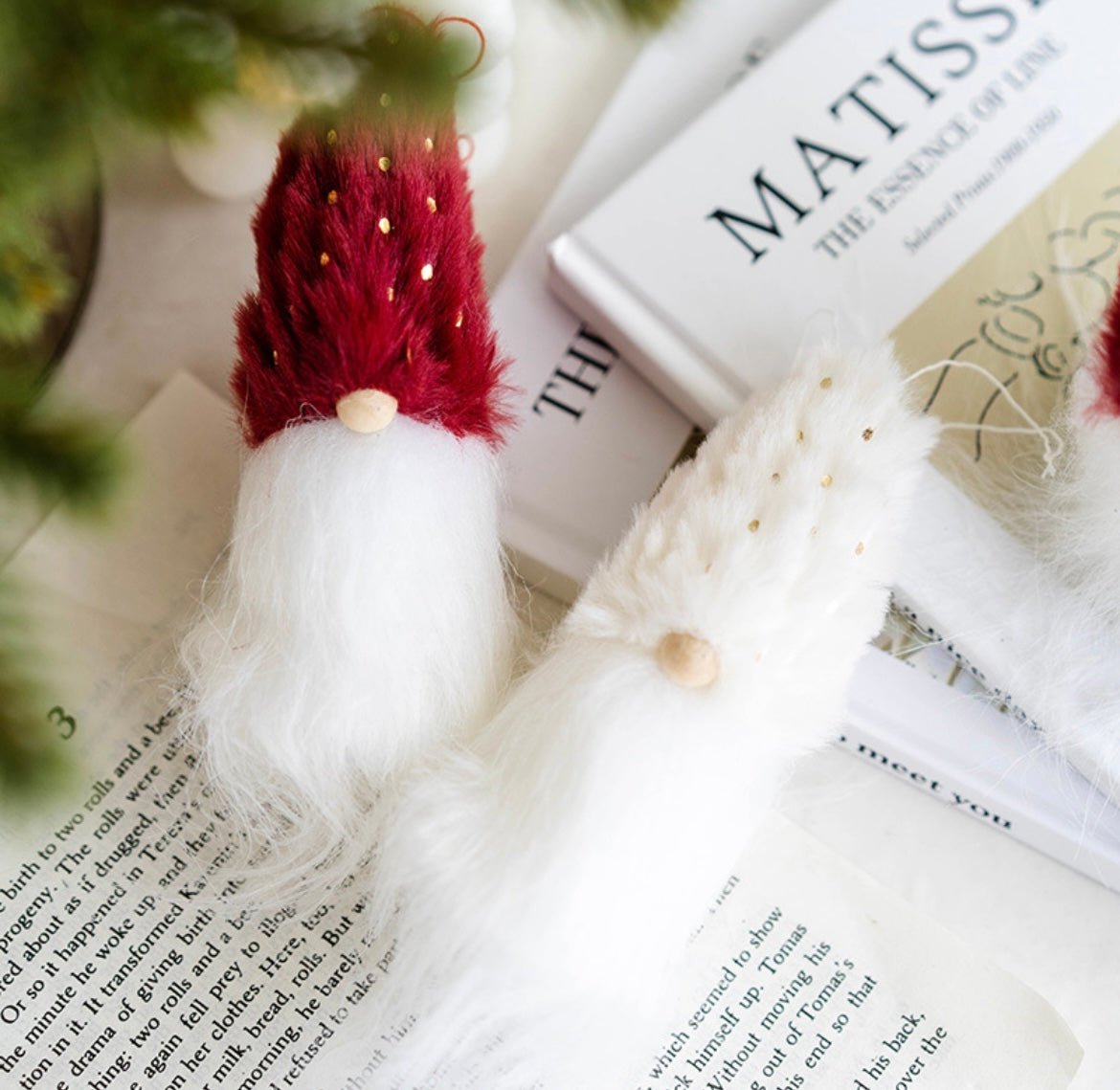 Handmade gnomes - delightful companions meticulously crafted for charm. These cute and unique designs make them the perfect whimsical addition to your space or ideal as a distinctive and charming gift - Simplidecor