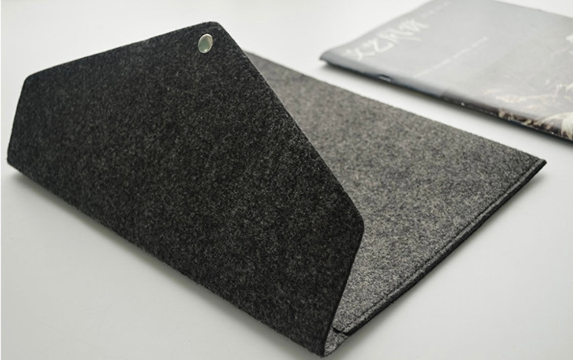 Organize in Style: Felt Storage Pouch for Documents and IDs in Light or Dark Gray. A Stylish Gift for Tidy Living! - Simplidecor