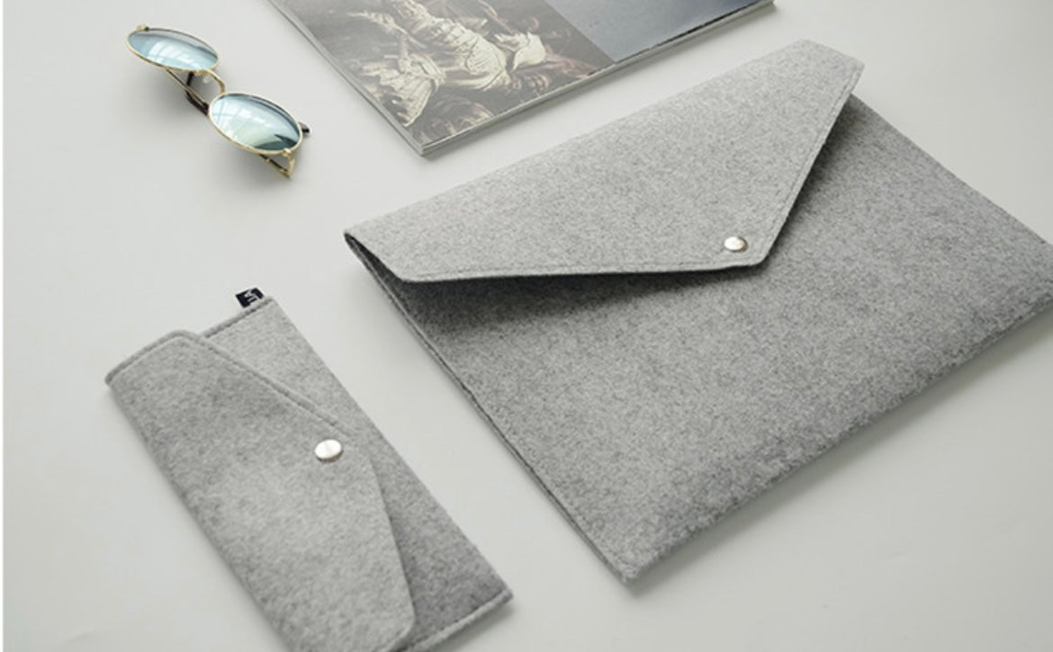 Organize in Style: Felt Storage Pouch for Documents and IDs in Light or Dark Gray. A Stylish Gift for Tidy Living! - Simplidecor