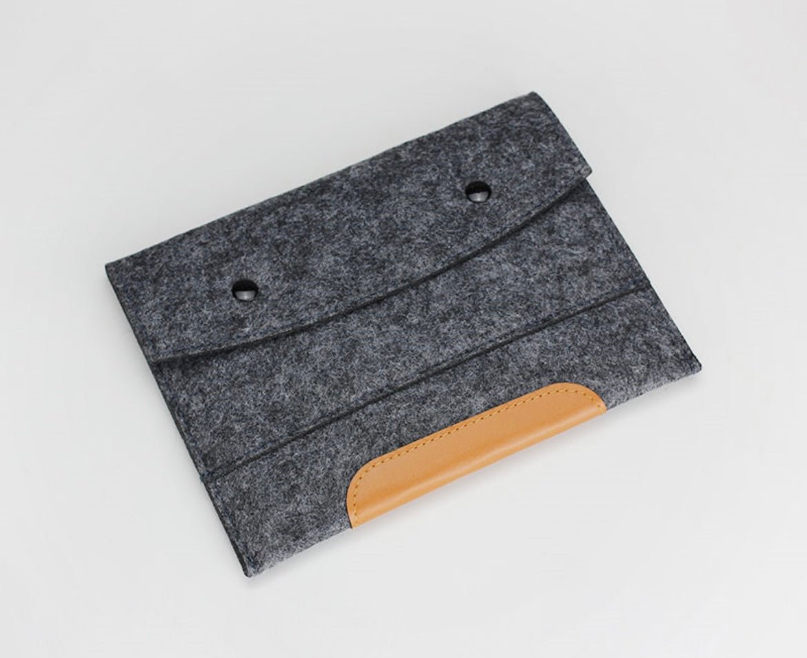 Organize in Style: Felt Storage Pouch for Documents and IDs in Light or Dark Gray. A Stylish Gift for Tidy Living! - Simplidecor