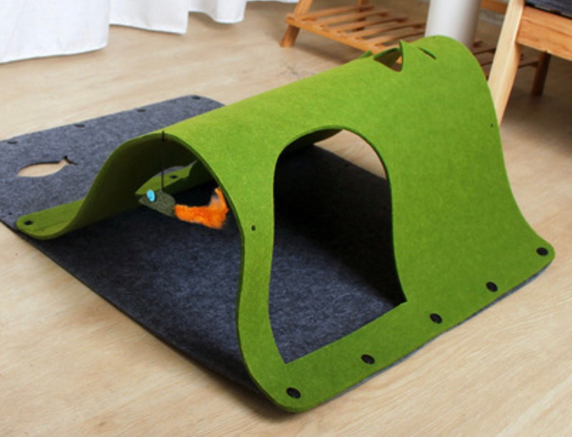 Pet Playtime with Our Snap - On Felt Tunnel Toy – Safe, Stylish, and Easy to Clean! Create a Cozy Space for Your Furry Friend with Arched Entrance. Minimalist Design Adds a Chic Accent to Your Home! - Simplidecor