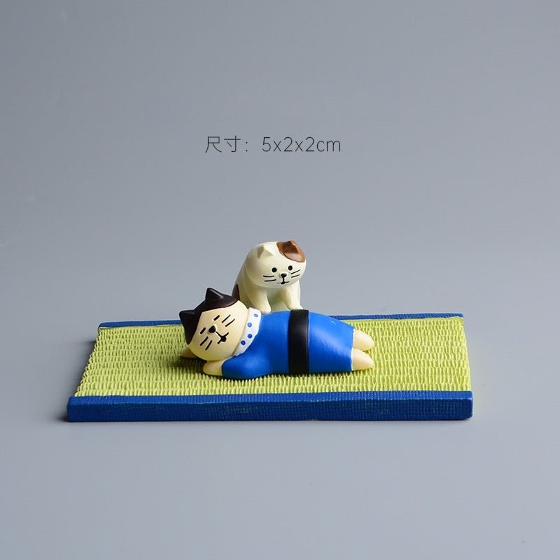 Resin Mininatures： Massage Moments Collection - Unique Figurines for Mother's Day, Valentine's, Christmas, and Birthdays - Simplidecor