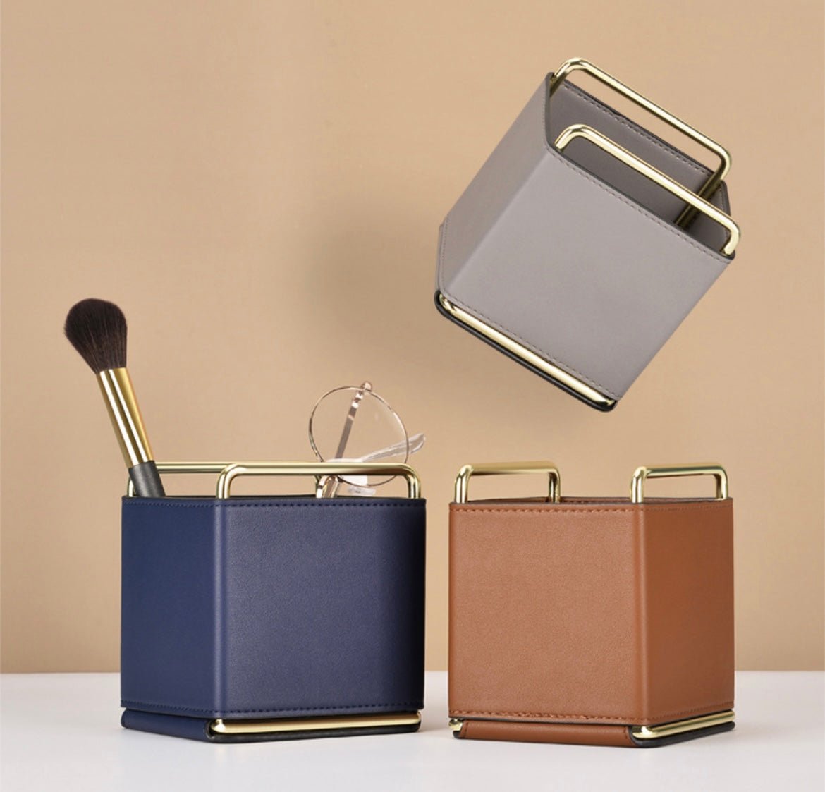 Simplistic Storage Box: Leather Strap, Golden Steel Frame – Elevate Your Space with Understated Elegance! - Simplidecor